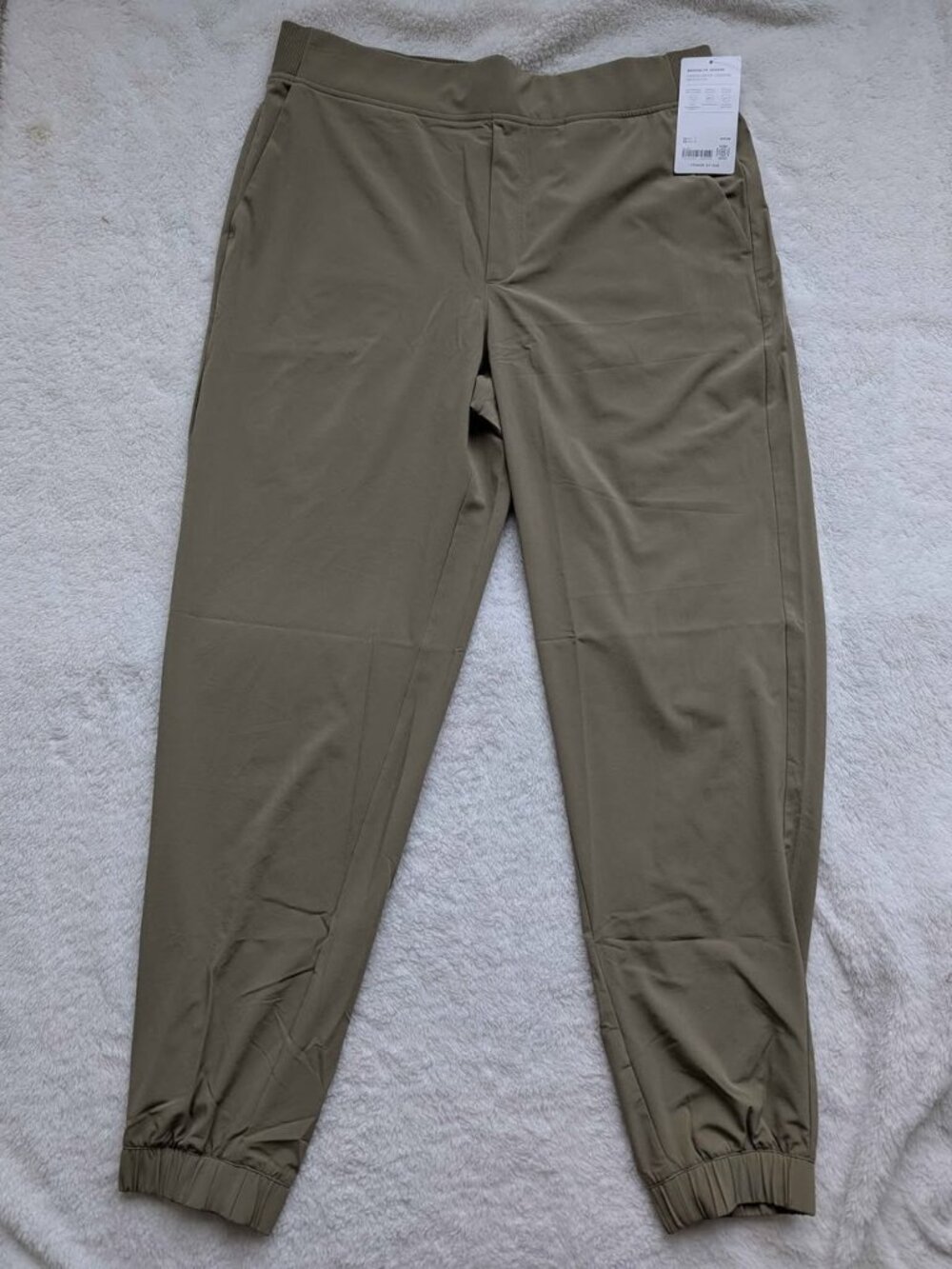 Brand New Athleta Women's Brooklyn Jogger Size 14 Tall